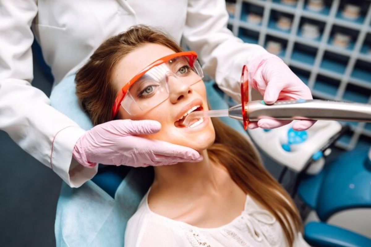 cosmetic dentist in Charleston